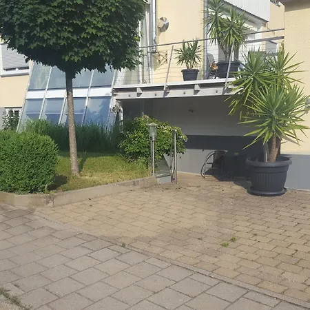 Guest Apartment *